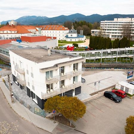 Ubytovanie Biely Dom Turčianske Teplice Eksteriør bilde